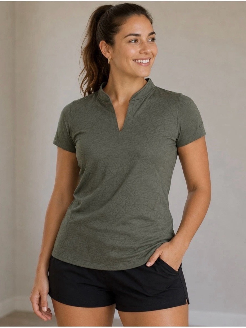 Nike Dri Fit Olive Green Short Sleeve Large Notch-Neck Performance Tee
